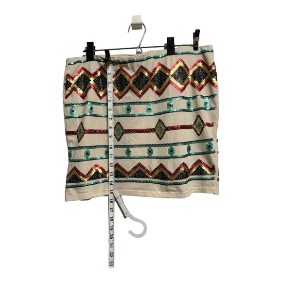 Bongo Mini Stretch Skirt with Sequins and Aztec or Native American Design XL - Picture 9 of 9